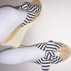 CHICO'S Black/White Ticking Wedge Sandal Size 7M